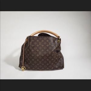 Louis Vuitton Artsy MM